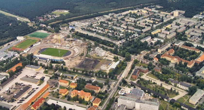 Remont Stadionu Zawiszy zdjęcie archiwalne
