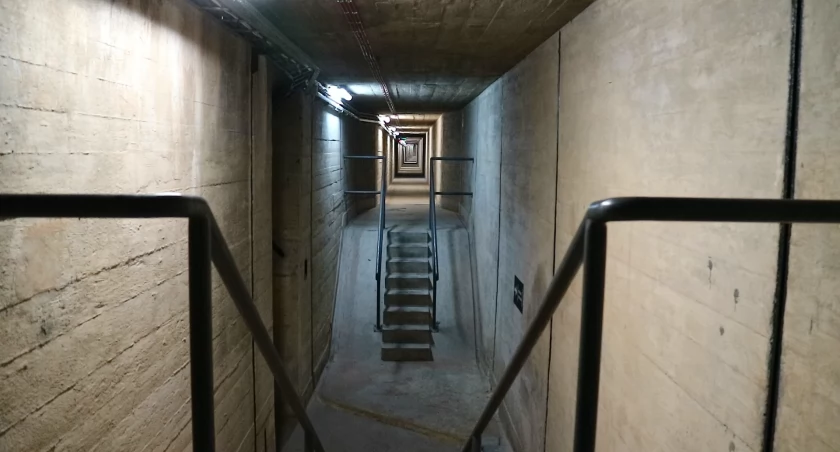 Wnętrze Exploseum