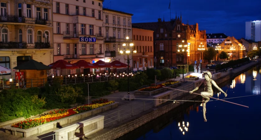 Widok na Bydgoszcz ulicy Mostowej