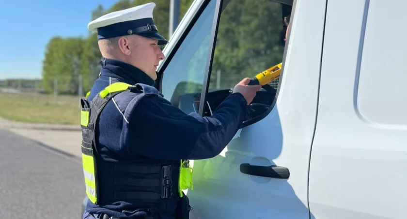 Policjant podczas działań / Fot. Komenda Wojewódzka Policji w Bydgoszczy