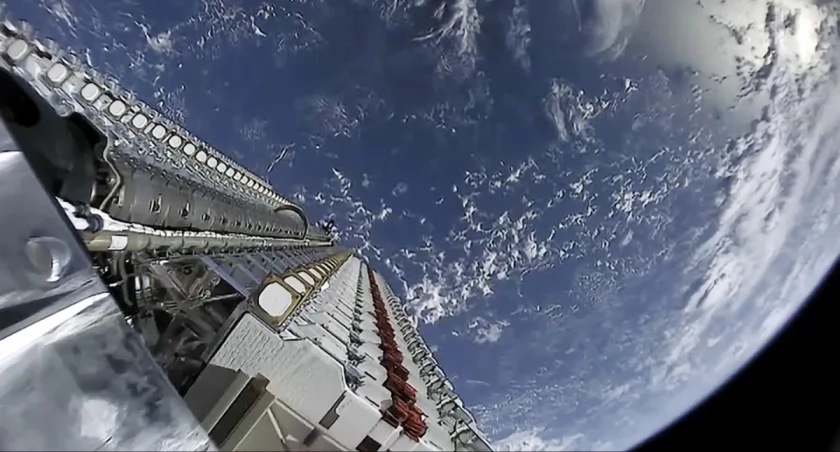 Fot. Official SpaceX Photos - Starlink Mission, CC0, https://commons.wikimedia.org/w/index.php?curid=79191427