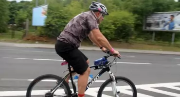 Bydgoszcz kontra Toruń: prezydencki zakład o frekwencję zakończony rowerowym wyzwaniem
