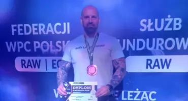 Policjant z KMP Bydgoszcz na podium: 195 kg i brąz 23 maja