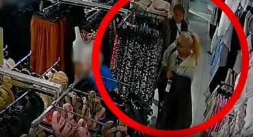 Kradzież torebki na Skarżyńskiego 10. Fordon szuka dwóch kobiet