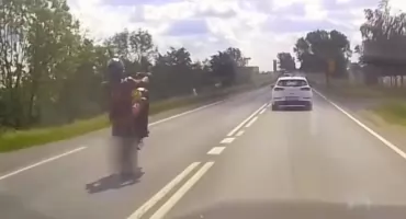 Wheelie na DK25 w Złotnikach Kujawskich, 4 czerwca. Policja szuka kierowcy