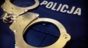 Pościg ulicami Świecia. 19-latek uderzył w radiowóz