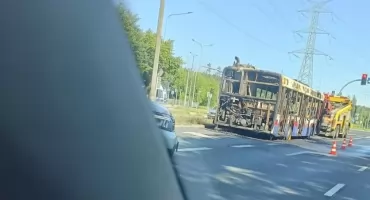 Pożar autobusu na Akademickiej i Rejewskiego w Fordonie