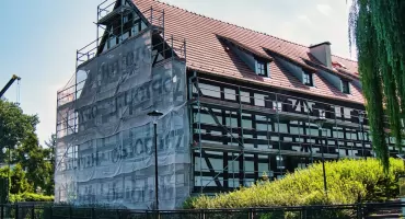 Wyspa Młyńska: remont Białego spichrza. Wystawy otwarte
