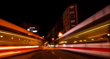 Opolskie kupi 8 Elfów 3.0 od Pesy. Pożyczka BGK z KPO