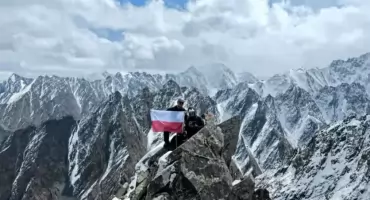 RL9 w Karakorum: Pawbeats i @patec_wariatec zdobyli 5349‑metrowy szczyt