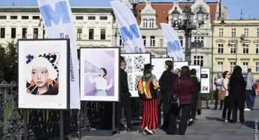 Wystawa studentów na Moście Staromiejskim: 7–26 października
