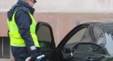 Gmina Brzuze: 37-latka z blisko 2 promilami wiozła dzieci